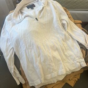 American Eagle Outfitters Off-White 1/4 zip top - XL